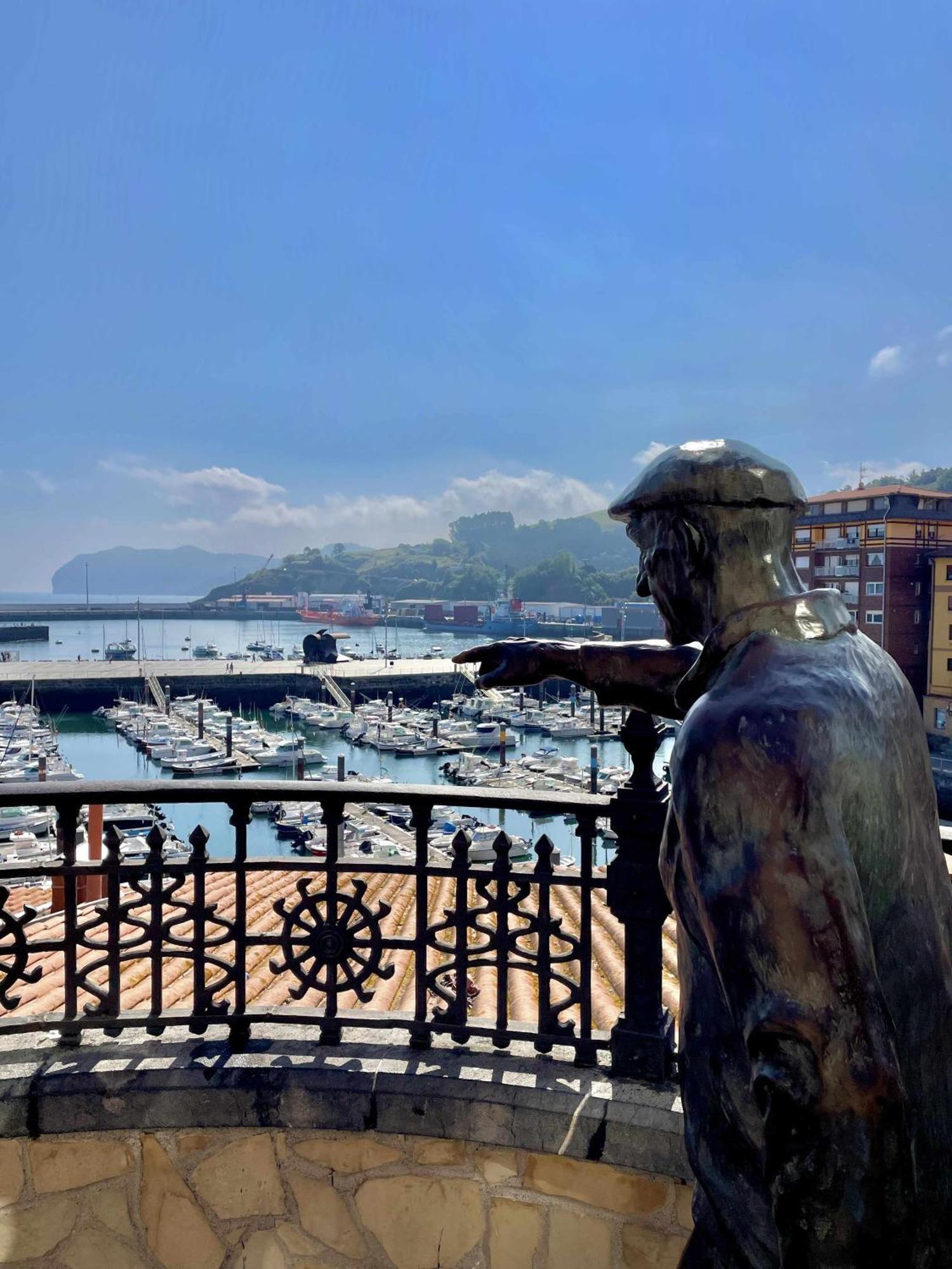 Erribera Etxea Amplio Piso Con Parking Leilighet Bermeo Eksteriør bilde